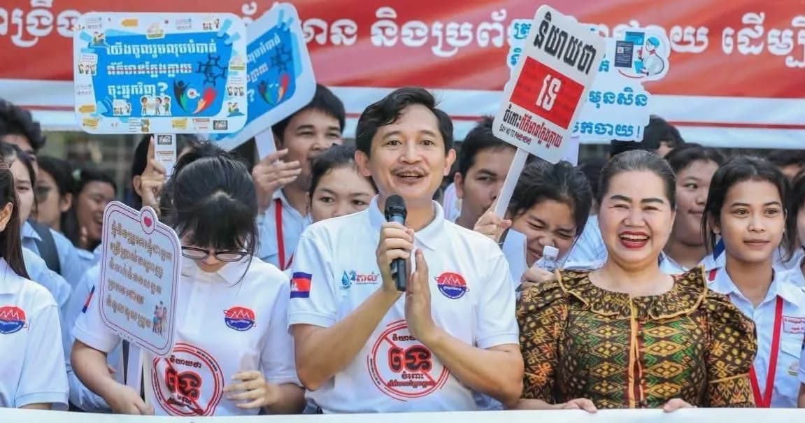 ឯកឧត្តម ទេព អស្នារិទ្ធ៖ បណ្តាញសង្គម Facebook និង TikTok មិនមែនជាប្រភេទប្រព័ន្ធផ្សព្វផ្សាយផ្លូវការ នៅកម្ពុជាឡើយ