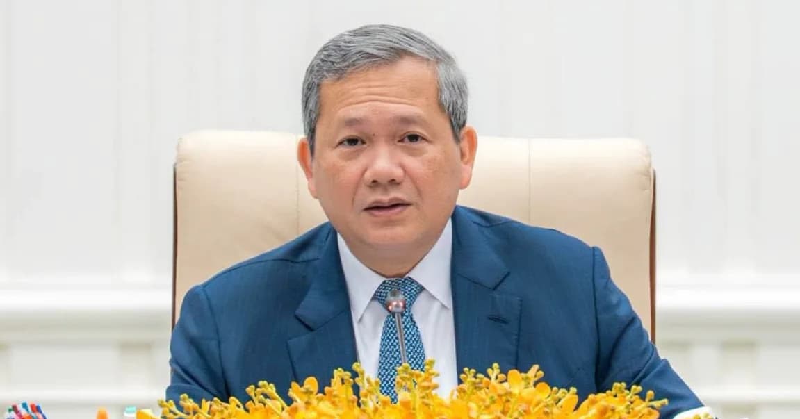 សម្តេចមហាបវរធិបតី ហ៊ុន ម៉ាណែត នាយករដ្ឋមន្ត្រីនៃកម្ពុជា អញ្ជើញដឹកនាំកិច្ចប្រជុំពេញអង្គគណៈរដ្ឋមន្ត្រី នៅវិមានសន្តិភាព