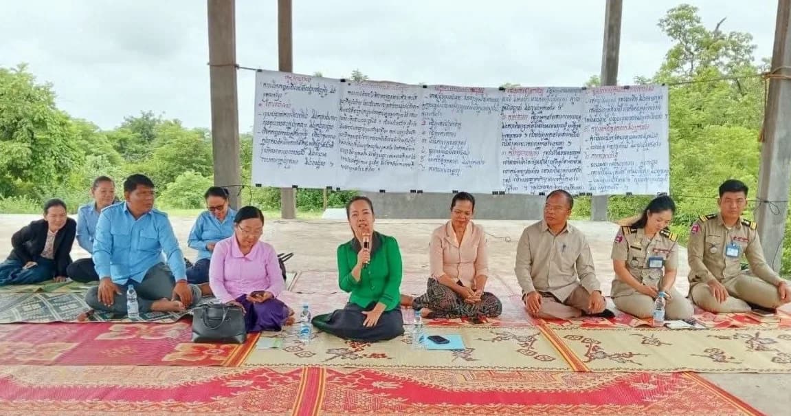កម្មវិធីវគ្គផ្សព្វផ្សាយស្ដីពី «ការលើកកម្ពស់សីលធម៌សង្គម តំលៃស្រ្ដី និងគ្រួសារខ្មែរ» នៅភូមិខ្នងពស់ ឃុំដារ ស្រុកចិត្របុរី ខេត្តក្រចេះ