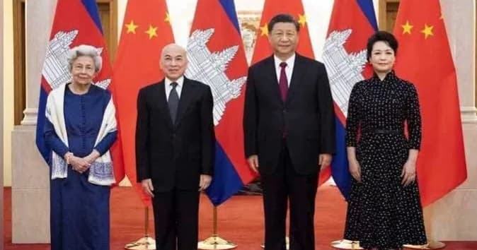 ឯកឧត្តម Xi Jinping ប្រធានាធិបតីសាធារណរដ្ឋប្រជាមានិតចិន ផ្ញើសារលិខិតថ្វាយព្រះពរ សម្តេចព្រះមហាក្សត្រី ព្រះវររាជមាតាជាតិខ្មែរ