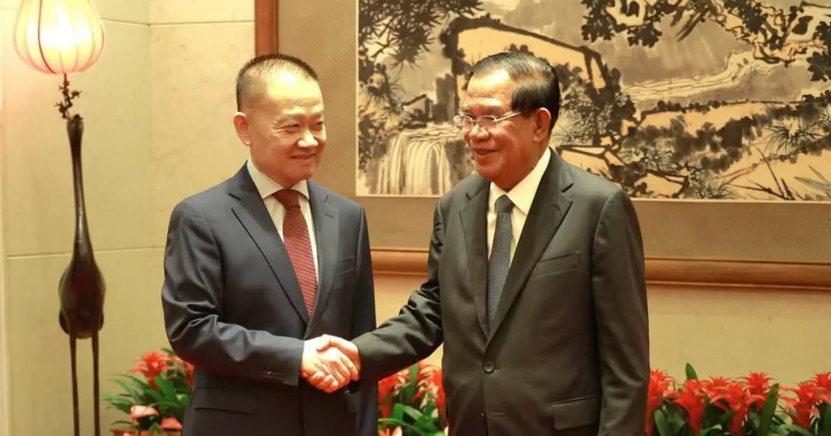 សម្តេចតេជោ  អនុញ្ញាតឱ្យ ឯកឧត្តម លូ ហៃស៊ីង(Liu Haixing) រដ្ឋមន្ត្រីនៃគណៈទាក់ទងការបរទេស របស់គណៈកម្មការកណ្តាលនៃបក្សកុម្មុយនីស្តចិន ចូលជួបសម្តែងការគួរសម