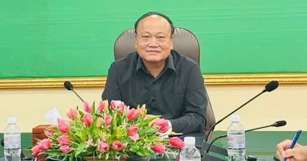 ឯកឧត្តម គាង អ៊ាង សមាជិកក្រុមប្រឹក្សាខេត្តក្រចេះ និងជាអនុប្រធានគណៈកម្មាធិការពិគ្រោះយោបល់កិច្ចការស្ត្រី និងកុមារខេត្តក្រចេះ (គ.ក.ស.ក) អញ្ជើញចូលរួមក្នុងពិធីប្រកាសផ្សព្វផ្សាយដាក់ឱ្យប្រើប្រាស់ជាផ្លូវការ “ផែនការសកម្មភាពជាតិស្តីពីការទប់ស្តាត់អំពើហិង្សាលើស្រ្តីលើកទី៤ឆ្នាំ២០២៥-២០៣០