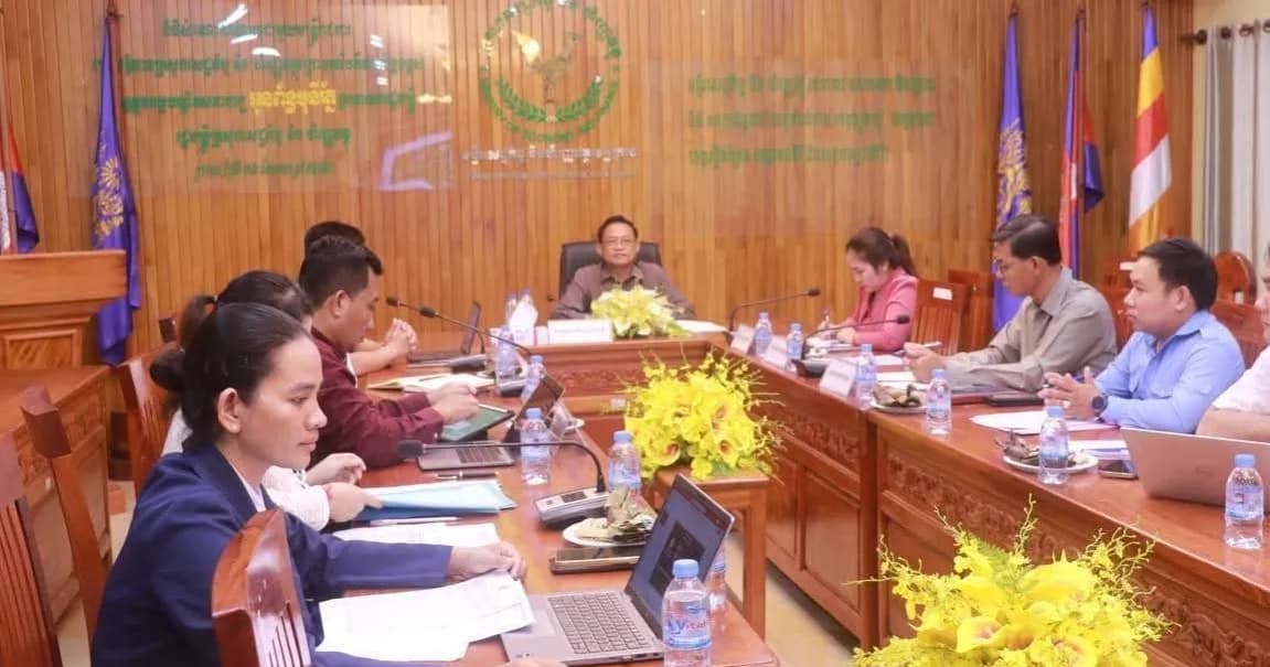 ឯកឧត្តម ទុយ ប៊ុនសេរីរត្ន័មុនី អភិបាលរងខេត្តក្រចេះ ដឹកនាំកិច្ចប្រជុំពិនិត្យ និងបញ្ជាក់អនុលោមភាពគម្រោងថវិកាឆ្នាំ២០២៧ របស់រដ្ឋបាលស្រុកចិត្របុរី