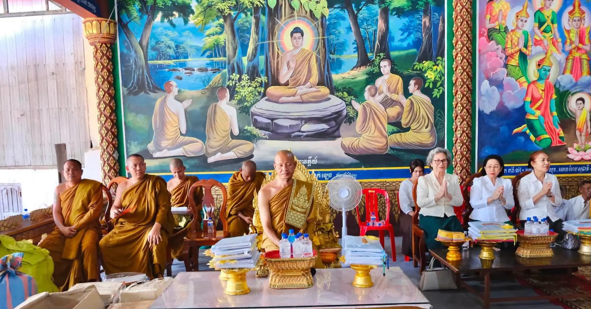 សម្ដេចព្រះមង្គលទេព្វាចារ្យ វង្ស អានេតា សម្ដេចព្រះសង្ឃនាយករង គណធម្មយុត្តិកនិកាយនៃព្រះរាជាណាចក្រកម្ពុជា និមន្តអញ្ជើញចូលរួមជាអធិបតី ដោយបានឧបត្ថម្ភសម្ភារះសិក្សា ដល់សាមណៈសិស្ស នៅខេត្តក្រចេះ